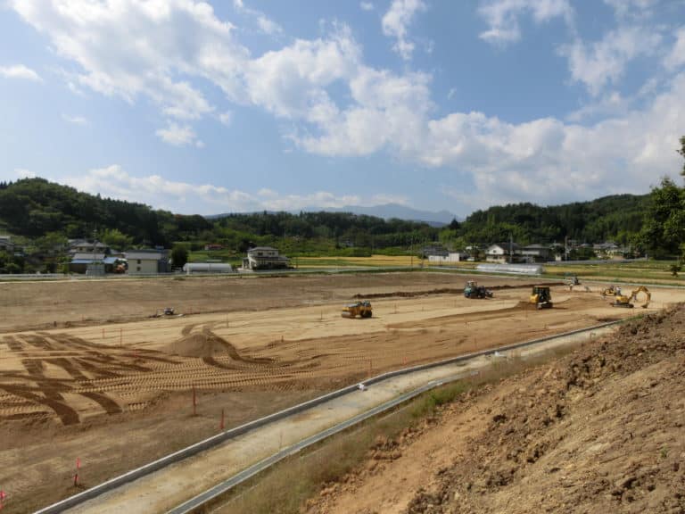 現場内造成作業中
