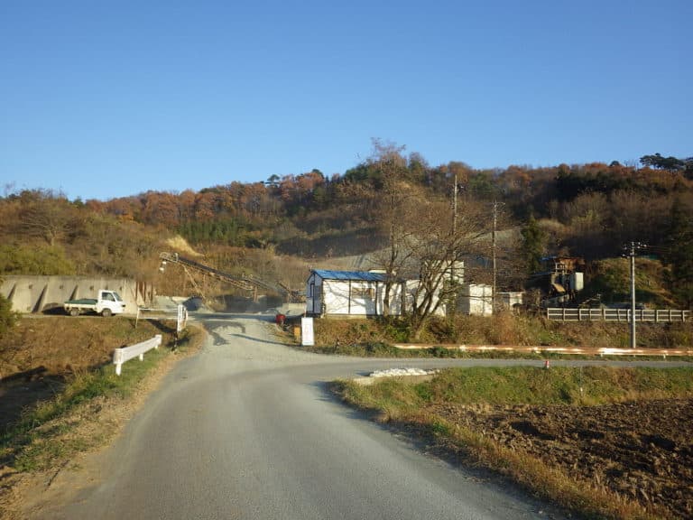 天岩砕石場