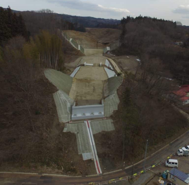 道路橋りょう整備（再復）工事（道路改良）