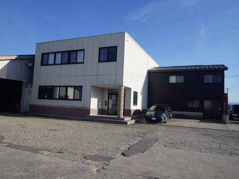 株式会社唐橋社屋