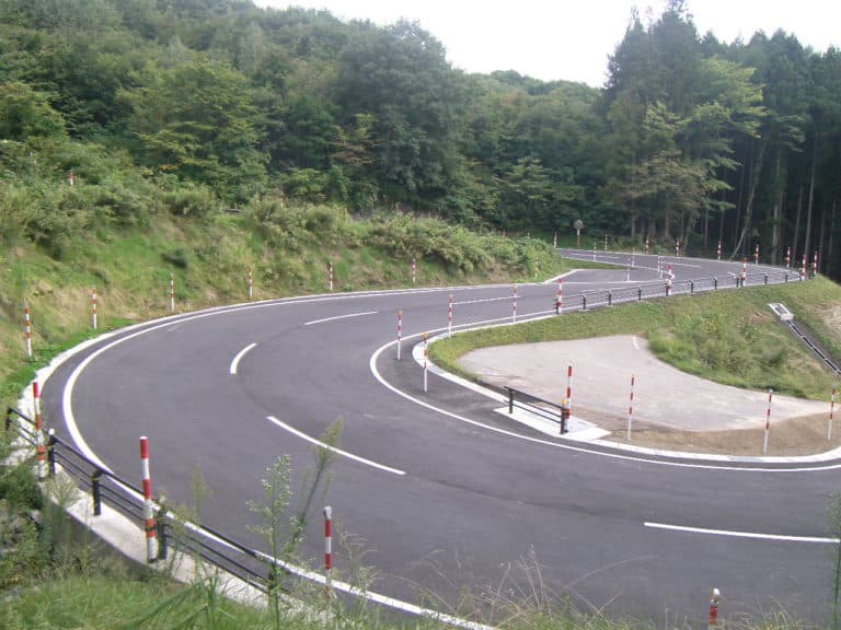道路