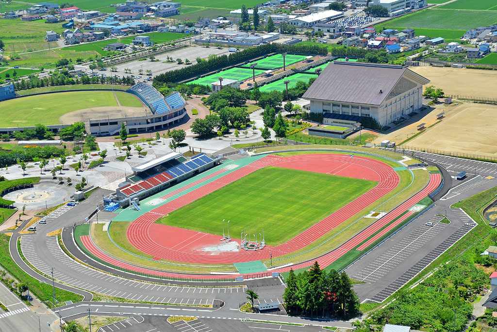 工事名「会津総合運動公園陸上競技場メインスタンド新築工事」