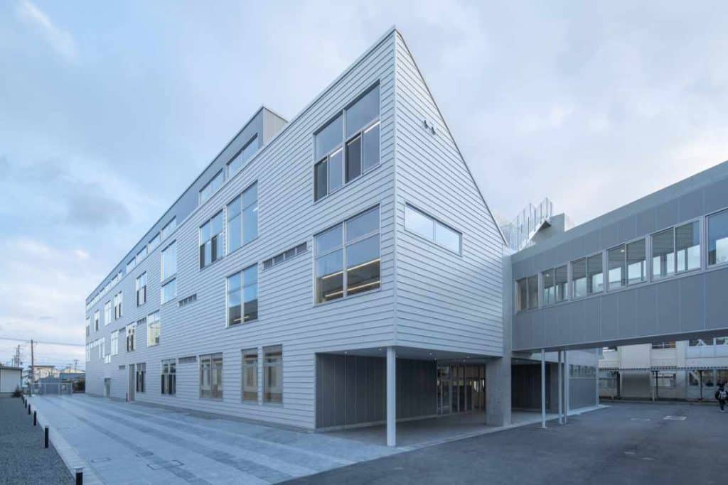 安積中学校