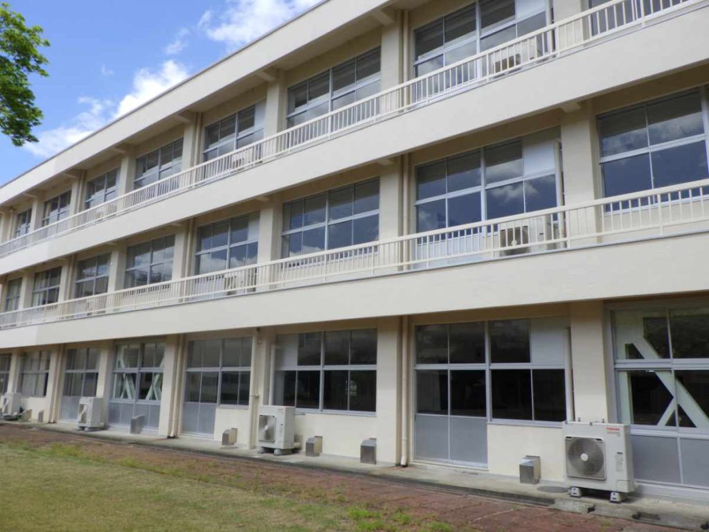 学校