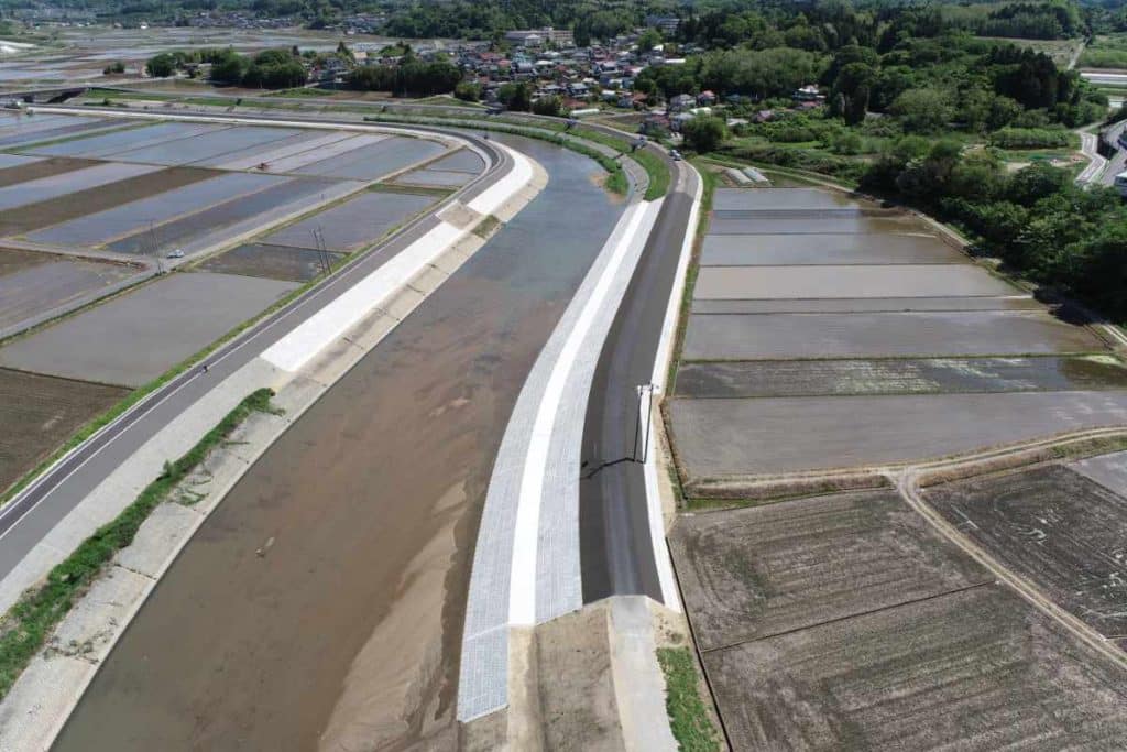 田園の河川